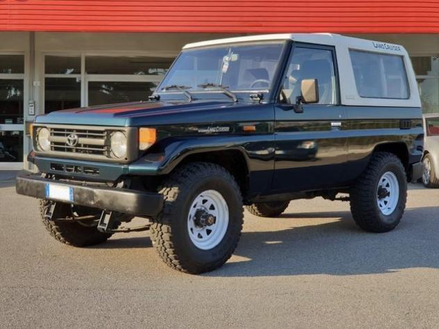 Toyota land cruiser 73