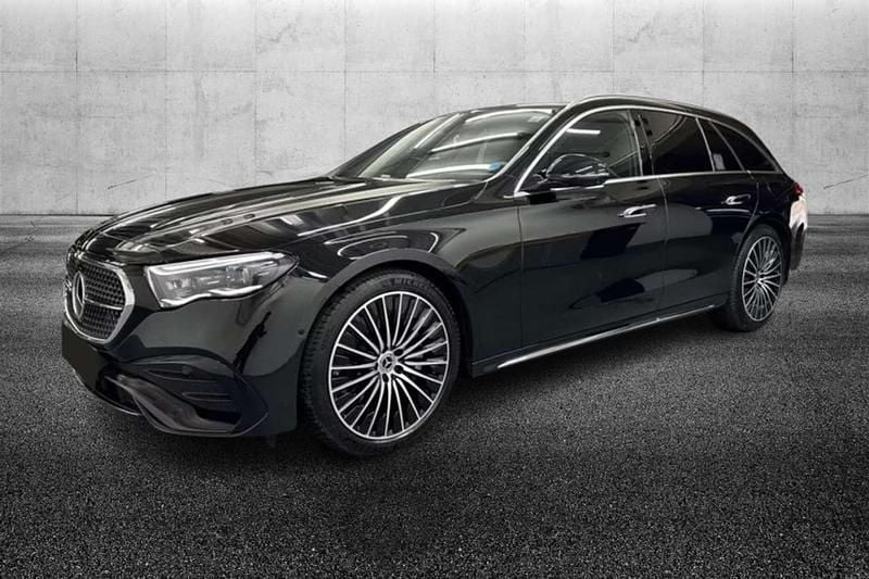 Usata Mercedes E300 AMG Line Premium 306 CV (225 kW) 2024 Nero Station wagon