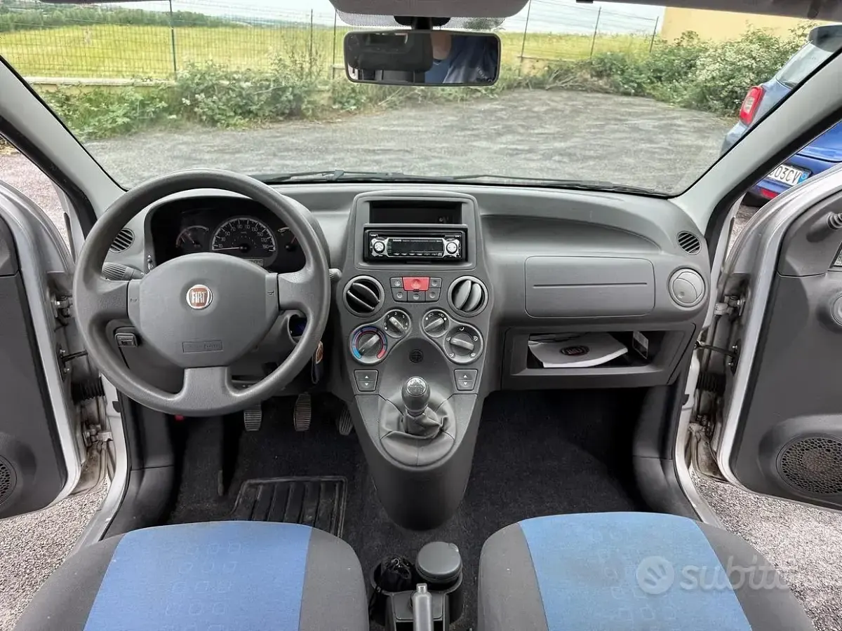 Usata Fiat Panda Dynamic 69 CV (50 kW) 2011 Grigio Utilitaria