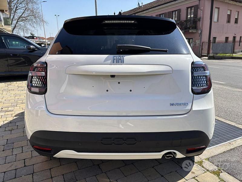 Occasion Fiat 600 La Prima 110 ch (80 kW) 2025 Blanc SUV