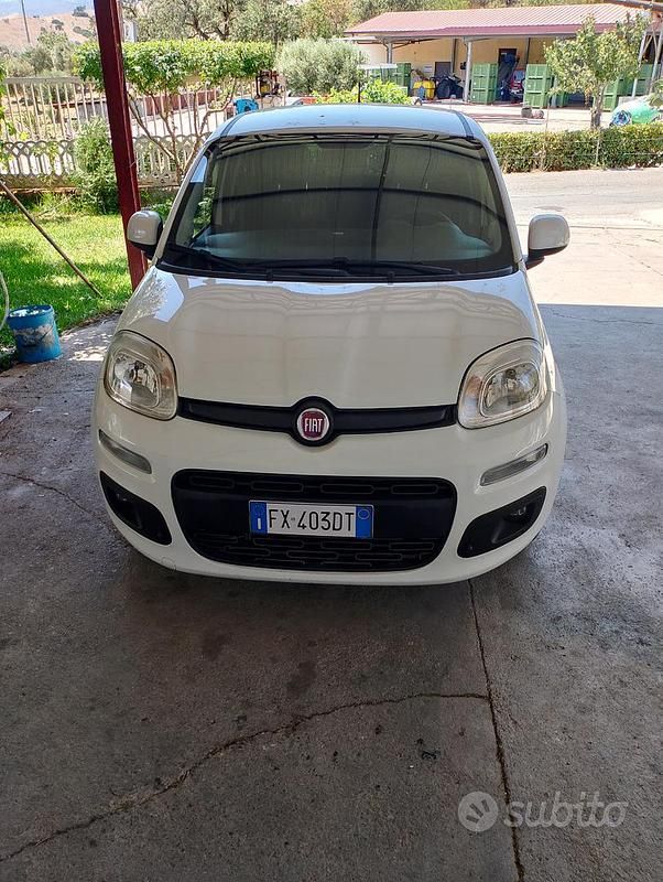 Bianco Usata 2019 Fiat Panda Due volumi | 8850 € (Buon prezzo) - Immagine 1/4