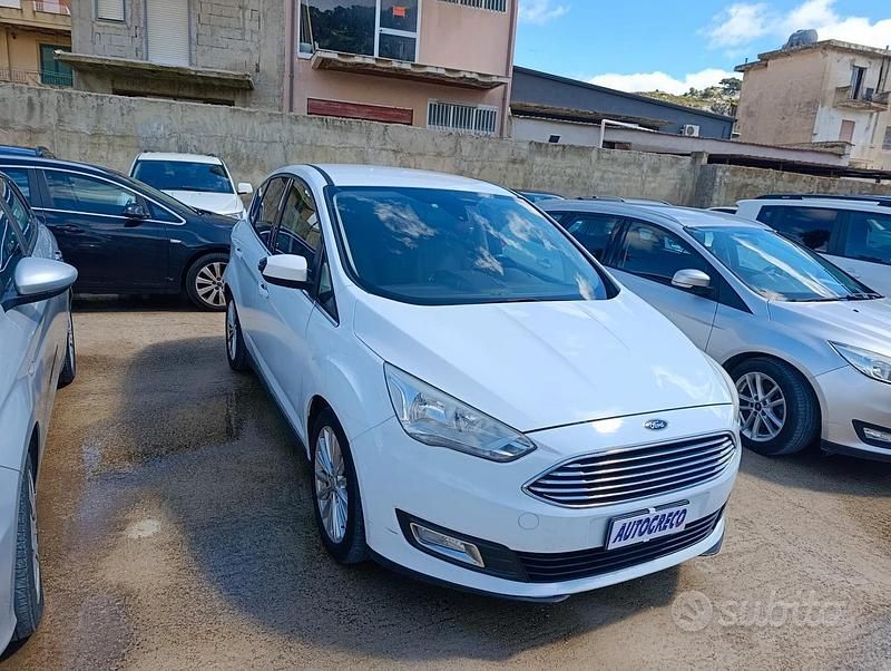 Begagnad Ford C-MAX Titanium 120 HK (88 kW) 2015 Vit Minibuss