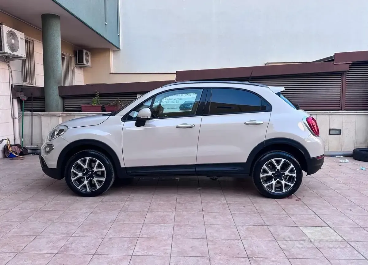 Usata Fiat 500X Cross 140 CV (102 kW) 2015 Beige SUV
