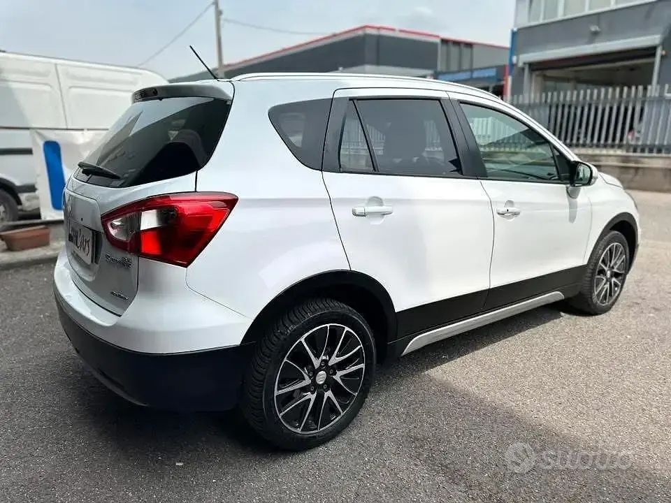 Usata Suzuki SX4 120 CV (88 kW) 2013 Bianco Station wagon