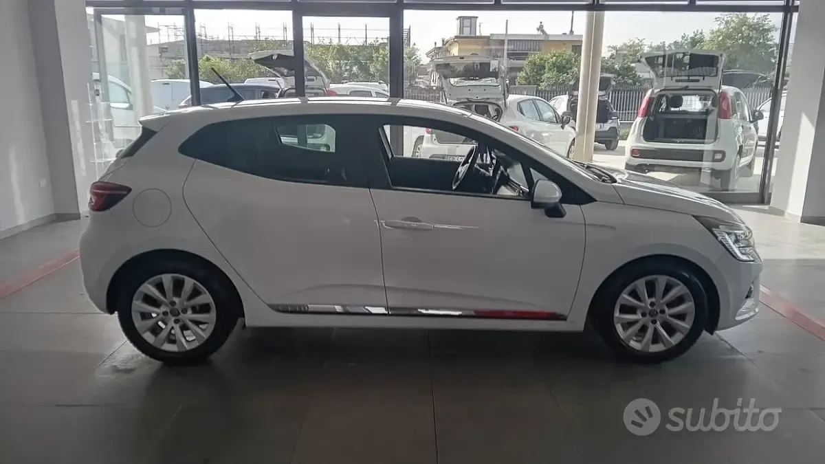 Usata Renault Clio V Zen 86 CV (63 kW) 2020 Bianco Berlina