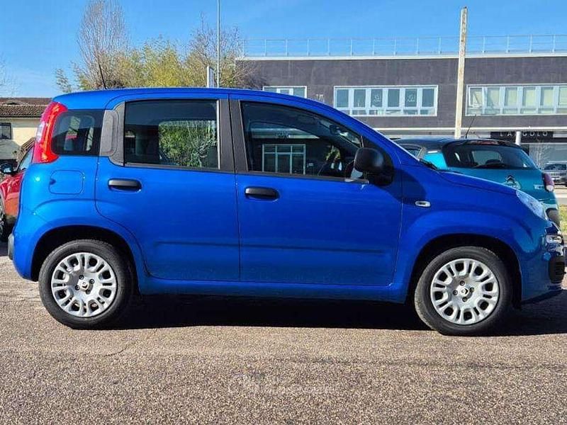 Nuova Fiat Panda S 69 CV (50 kW) 2025 Blu italia Utilitaria