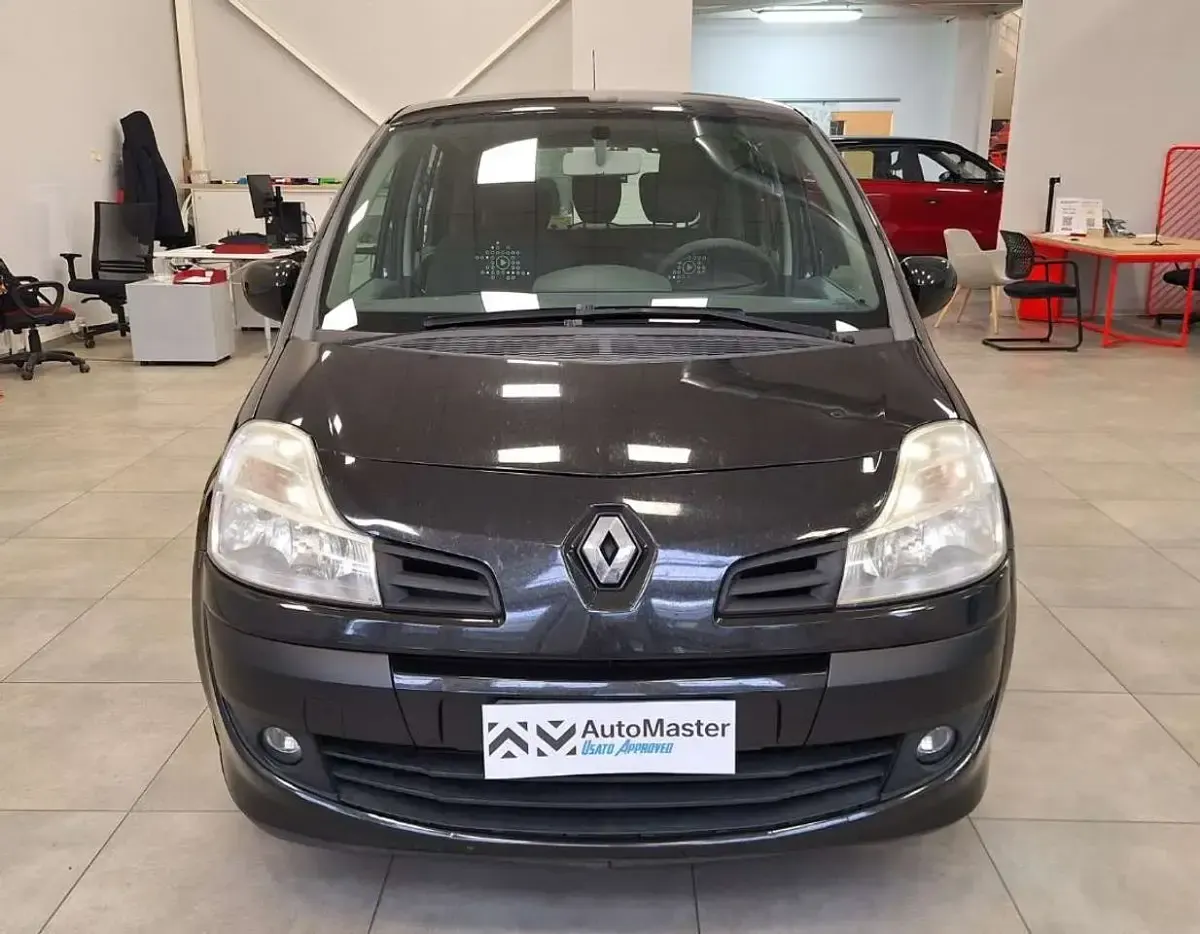 Usata Renault Grand Modus 75 CV (55 kW) 2011 Nero Monovolume