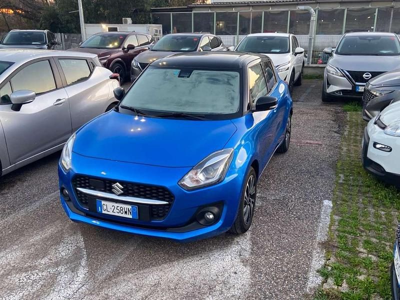 Blu/azzurro Usata 2022 Suzuki Swift Tre volumi | 13.900 € (Buon prezzo) - Immagine 1/4