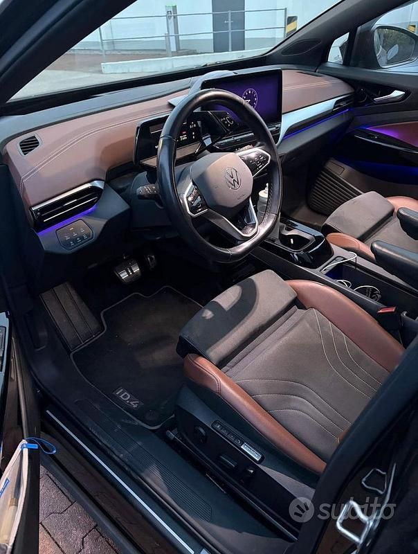 Usata VW ID.4 Pro 150 kW (204 CV) 2021 Nero SUV