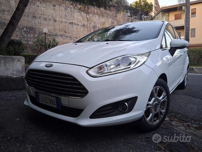 Usata Ford Fiesta 2017 Bianco Berlina
