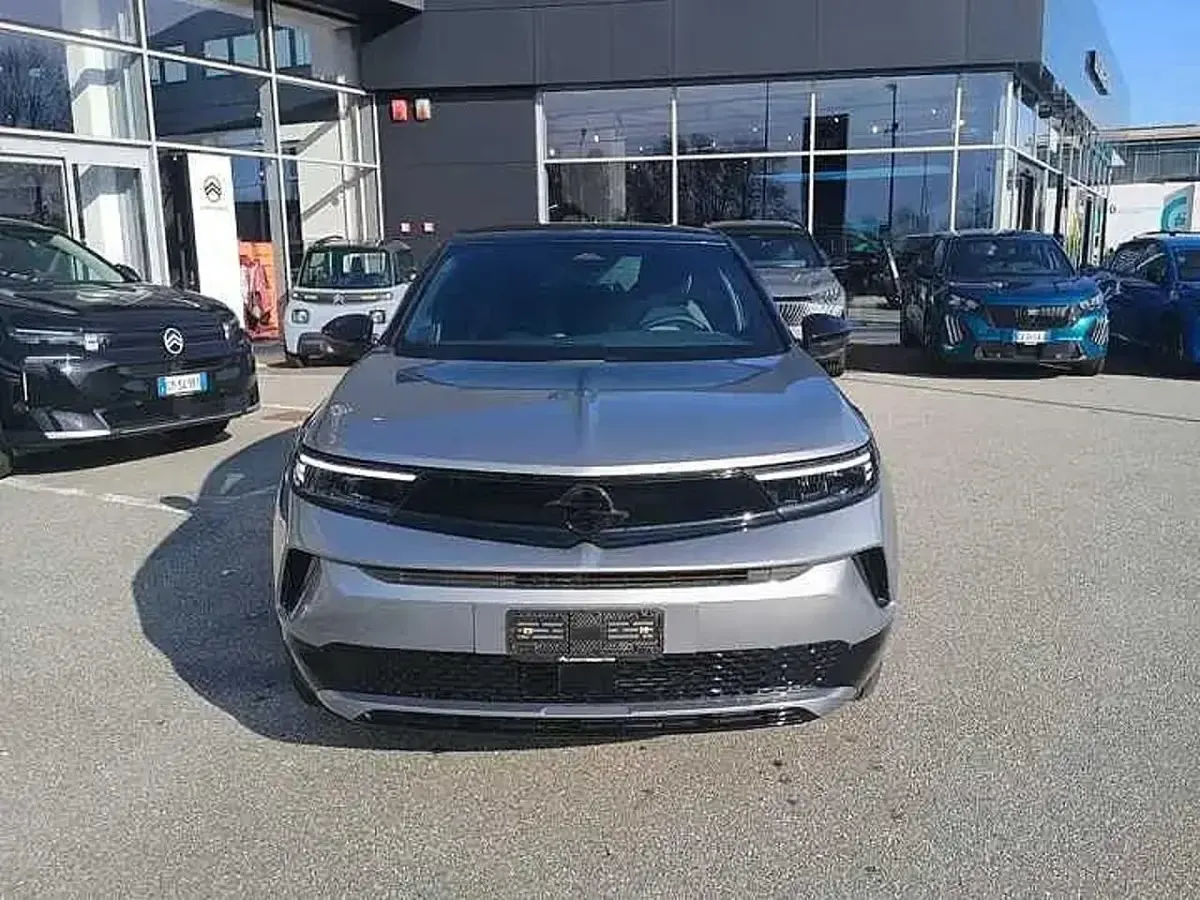Nuova Opel Mokka 61 kW (84 CV) 2025 Argento SUV