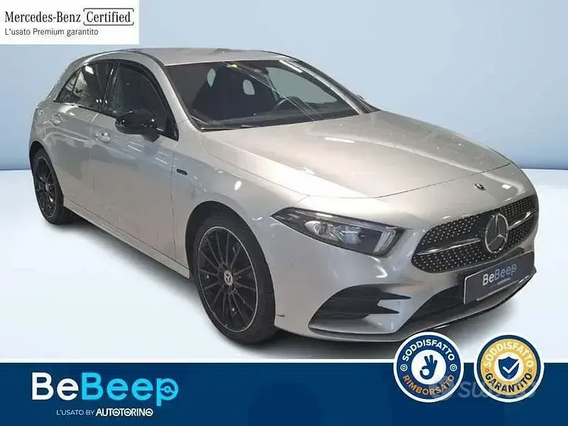 Usata Mercedes A250 Premium 217 CV (159 kW) 2021 Grigio Berlina