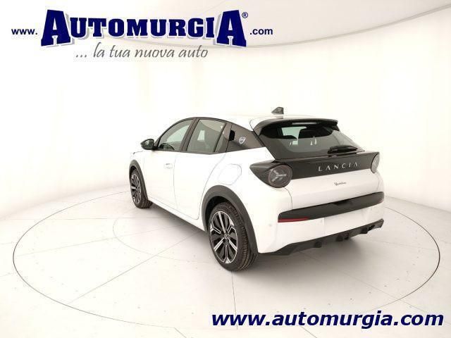 Usata Lancia Ypsilon 101 CV (74 kW) 2024 Verde Utilitaria