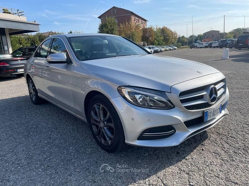 Usata Mercedes C200 Exclusive 136 CV (100 kW) 2016 Gray Berlina