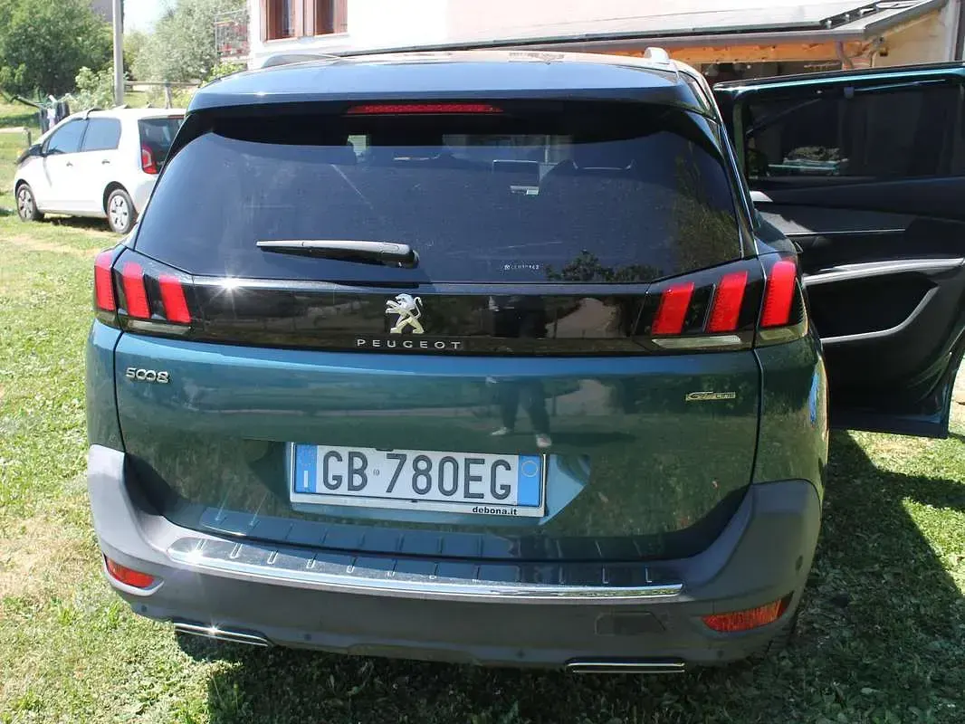 Usata Peugeot 5008 S 131 CV (96 kW) 2020 Grigio SUV