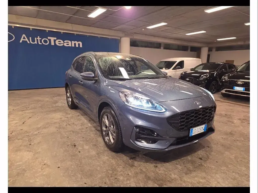 Usata Ford Kuga ST-Line X 225 CV (165 kW) 2021 Chrome blue SUV