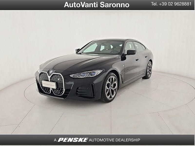 Nero Usata 2022 BMW i4 M Sport Tre volumi | 38.960 € (Buon prezzo) - Immagine 1/3