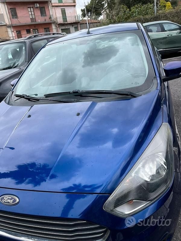 Begagnad Ford Ka Plus Ultimate 86 HK (63 kW) 2017 Blå Halvkombi