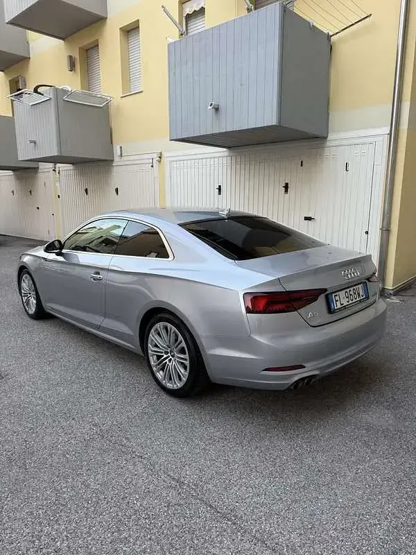 Usata Audi A5 Business 218 CV (160 kW) 2017 Coupé