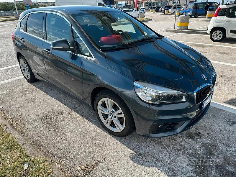 Usata BMW 218 Active Tourer Sport Line 150 CV (110 kW) 2017 Monovolume