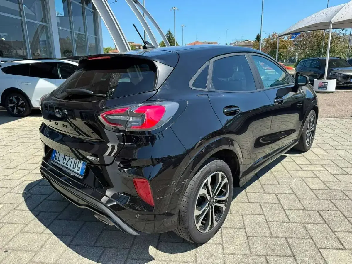 Usata Ford Puma Titanium S 125 CV (91 kW) 2022 Nero SUV