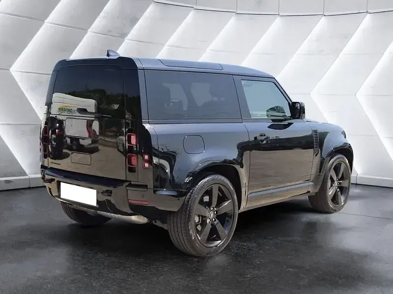 Usata Land Rover Defender HSE Dynamic 300 CV (220 kW) 2024 Nero SUV