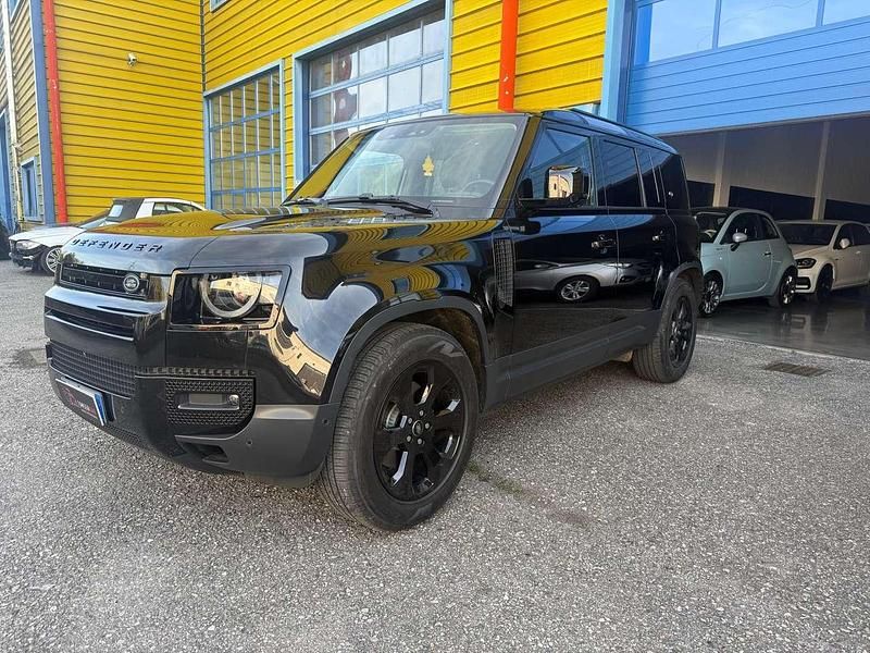 Usata Land Rover Defender SE 249 CV (183 kW) 2024 Nero SUV