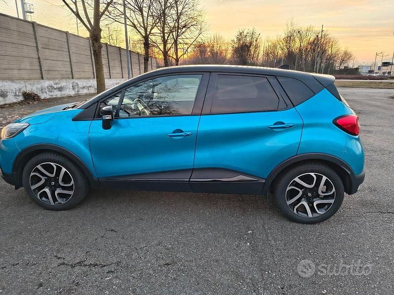 Usata Renault Captur 90 CV (66 kW) 2013 Blu SUV