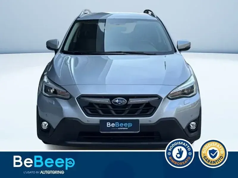 Usata Subaru XV Style 114 CV (83 kW) 2021 Argento metallizzato SUV