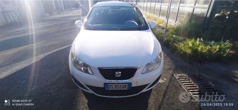 Bianco Usata 2011 Seat Ibiza Coupé | 5200 € (Buon prezzo) - Immagine 1/4