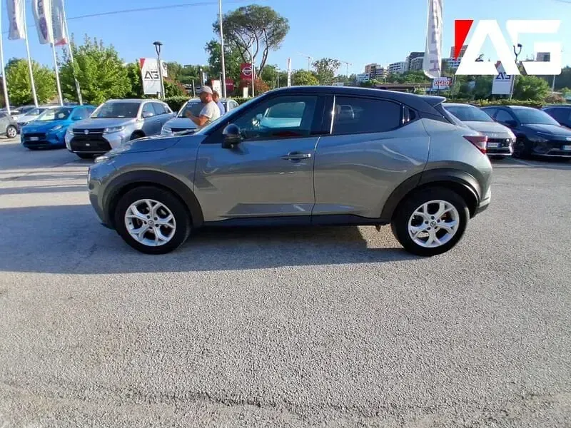 Usata Nissan Juke N-Connecta 114 CV (83 kW) 2022 Grigio SUV