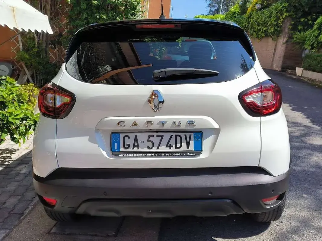 Usata Renault Captur 90 CV (66 kW) 2019 Bianco SUV
