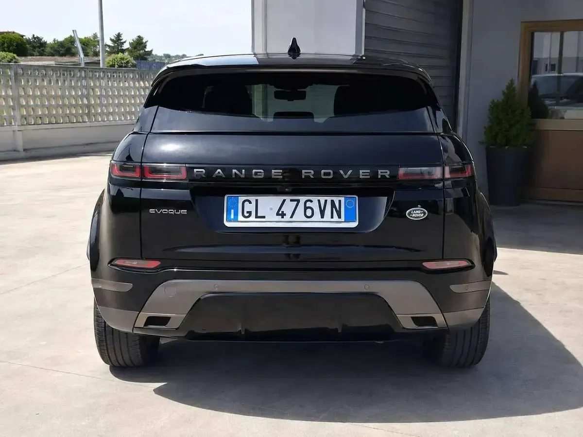 Usata Land Rover Range Rover evoque R-Dynamic 163 CV (119 kW) 2022 Nero SUV
