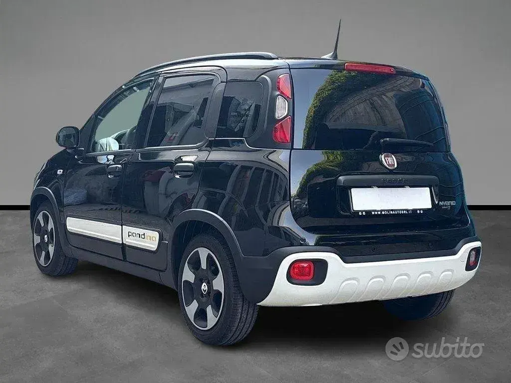 Nuova Fiat Panda Cross Cross 69 CV (50 kW) 2026 Nero / pastello Utilitaria