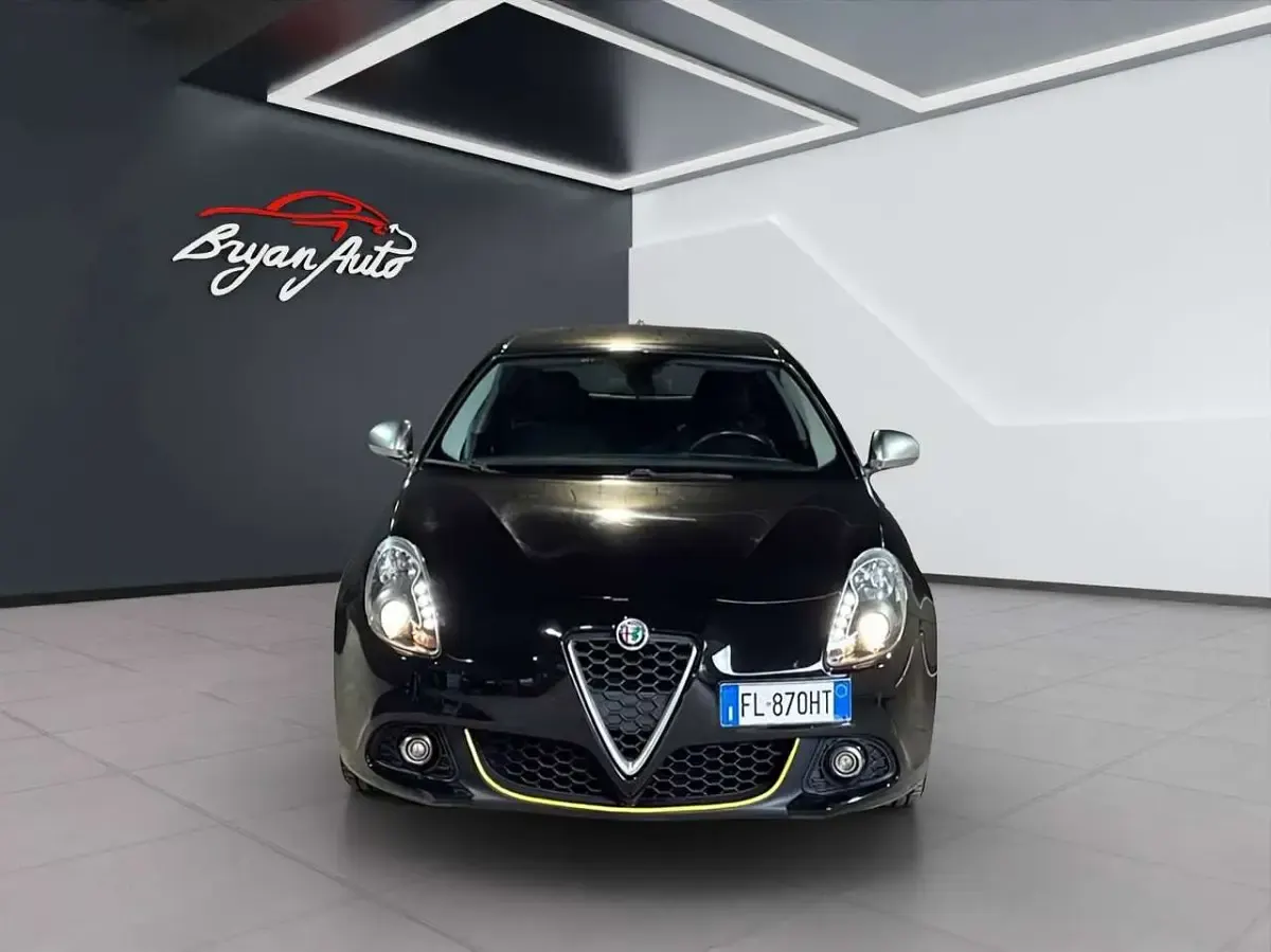 Usata Alfa Romeo Giulietta Super 120 CV (88 kW) 2017 Other Utilitaria