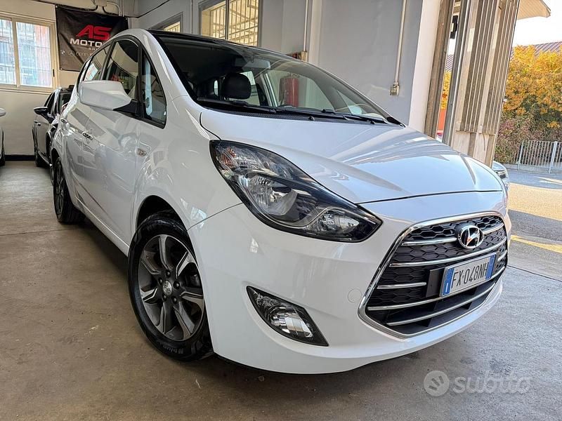 Usata Hyundai i20 125 CV (91 kW) 2019 Bianco Utilitaria
