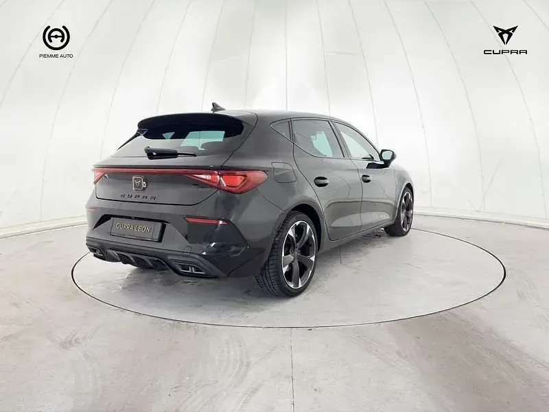 Usata Cupra Leon 150 CV (110 kW) 2023 Nero Utilitaria