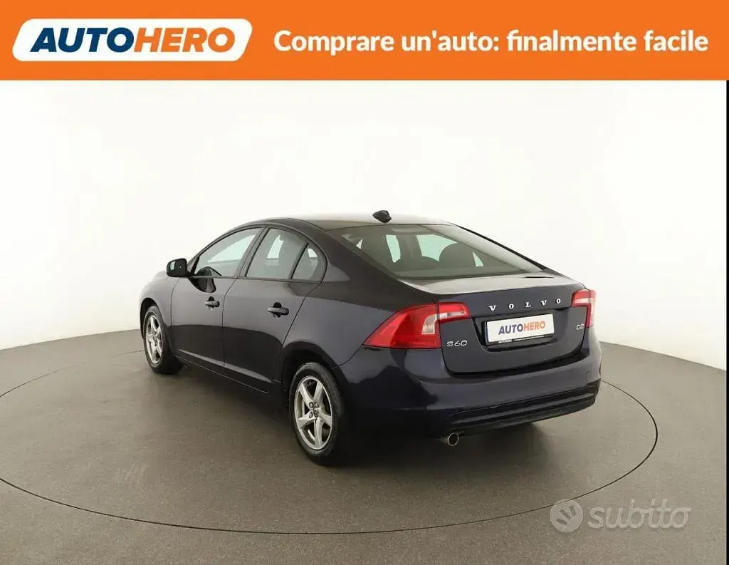 Usata Volvo S60 120 CV (88 kW) 2018 Nero Berlina