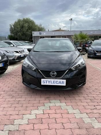 Usata Nissan Micra Acenta 101 CV (74 kW) 2020 Nero metallizzato Utilitaria