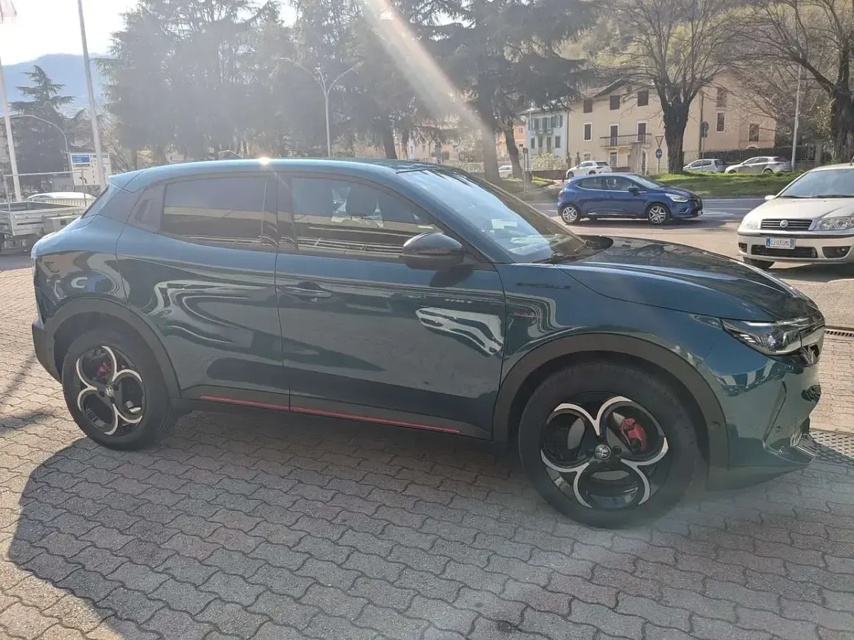 Usata Alfa Romeo GT Junior Edizione Speciale 136 CV (100 kW) 2025 Blu/azzurro SUV