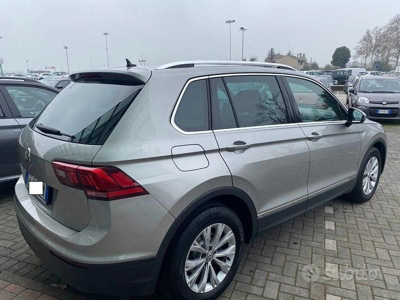 Usata VW Tiguan Business 150 CV (110 kW) 2020 Grigio SUV