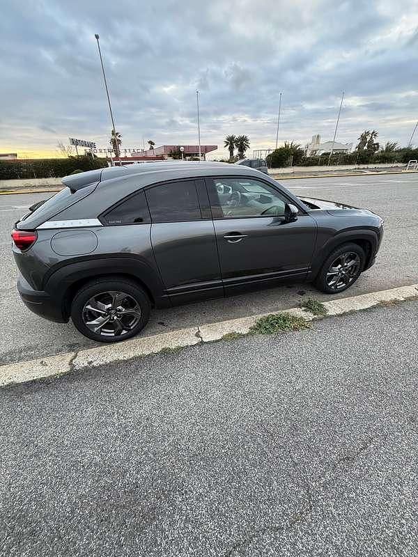 Usata Mazda MX30 Exclusive 80 kW (110 CV) 2021 Grigio SUV