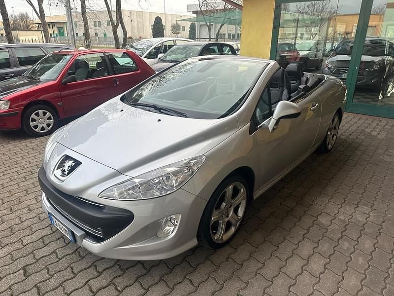 Argento Usata 2010 Peugeot 308 CC Cabrio | 6990 € (Buon prezzo) - Immagine 1/4