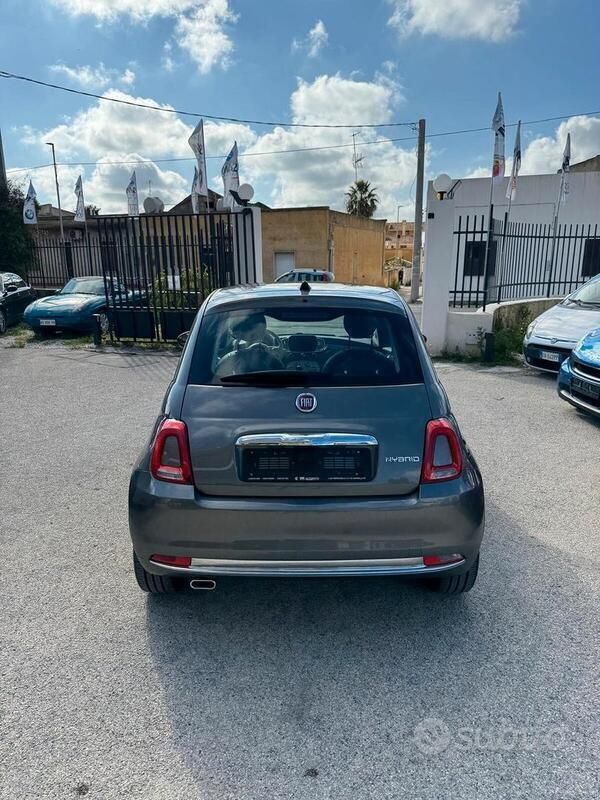 Usata Fiat 500 Dolcevita 70 CV (51 kW) 2021 Grigio Berlina
