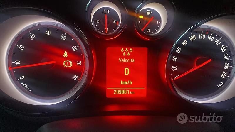 Usata Opel Zafira 150 CV (110 kW) 2016 Grigio Monovolume