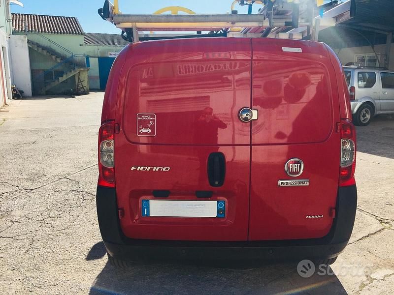 Usata Fiat Fiorino 95 CV (69 kW) 2016 Rosso Monovolume