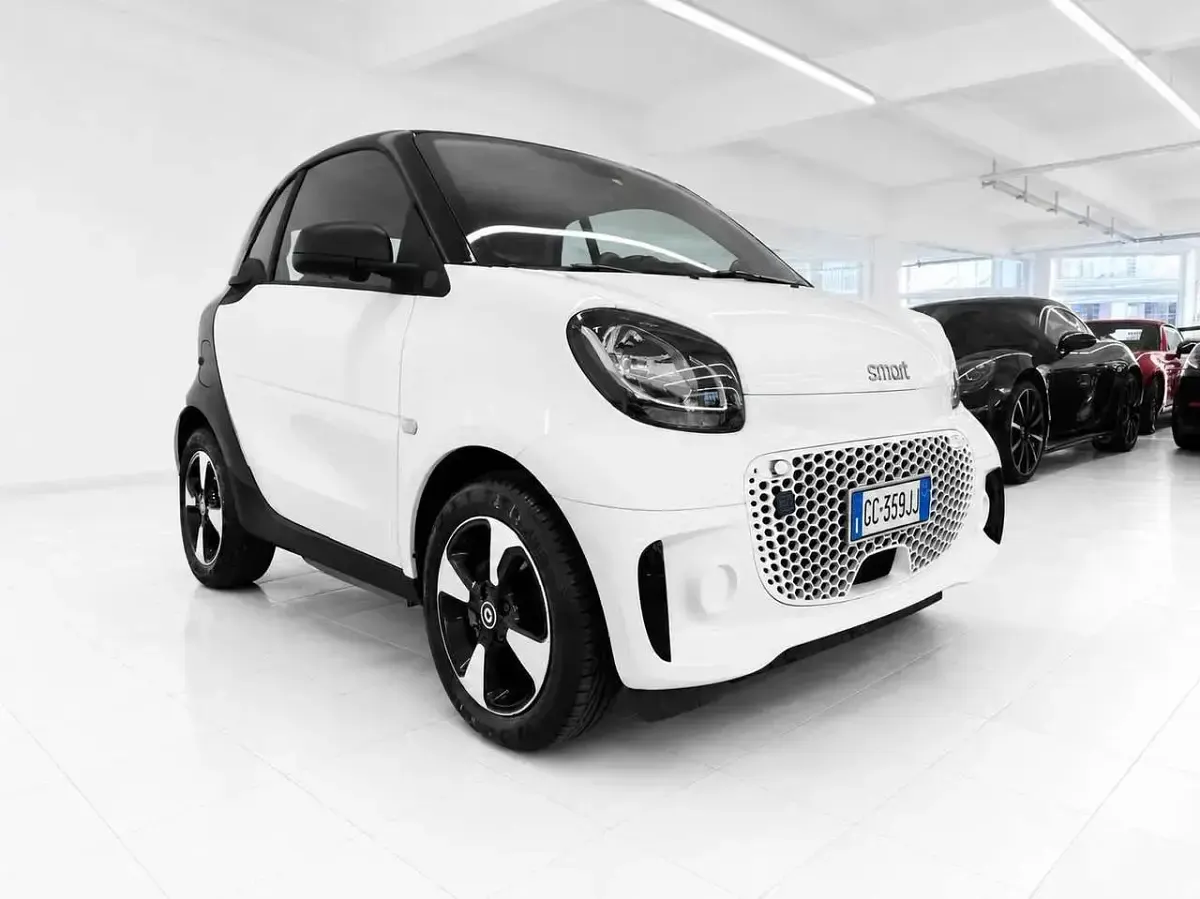 Usata Smart ForTwo Coupé Passion 60 kW (82 CV) 2020 Bianco Utilitaria