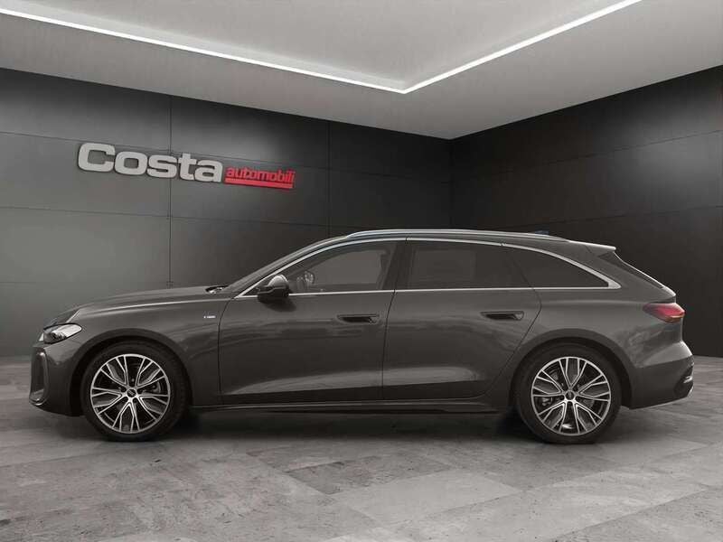 Nuova Audi A5 S-Line 204 CV (150 kW) 2025 Grigio Coupé