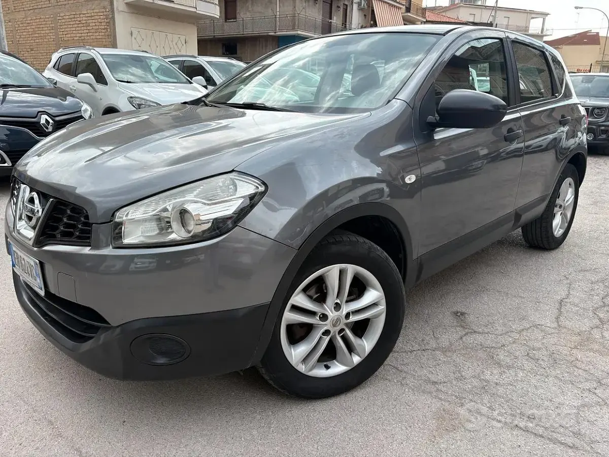 Usata Nissan Qashqai Acenta 110 CV (80 kW) 2012 Nero SUV