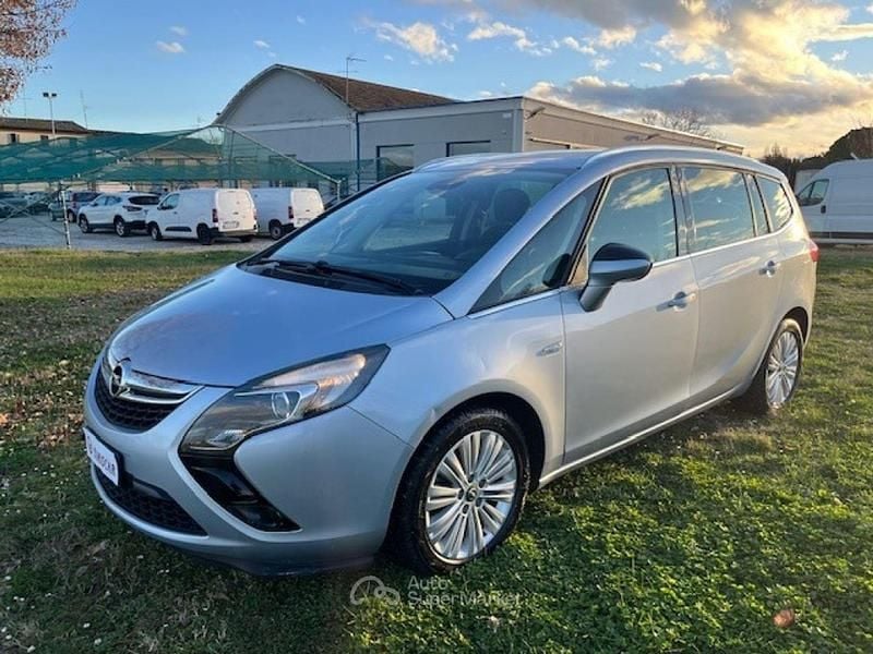 Usata Opel Zafira Cosmo 136 CV (100 kW) 2016 Argento Monovolume